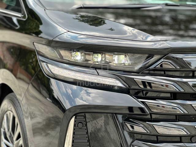 *10980KM Rear TV* ✨ 2024 Toyota VELLFIRE Z PREMIER - 4