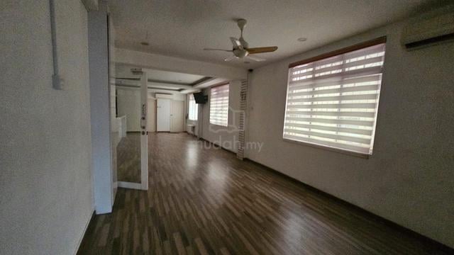Melaka Semabok first Floor Endlot shop office fully renovated 1