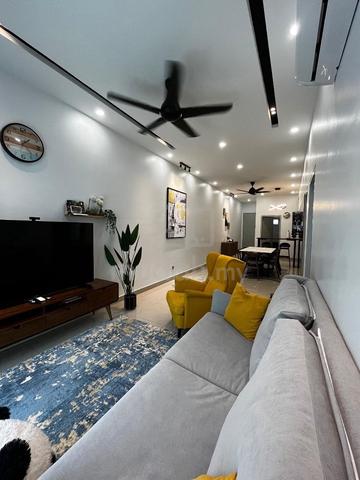 RENOVATED GROUND FLOOR Townhouse Casa Bluebell, Cybersouth Dengkil 1