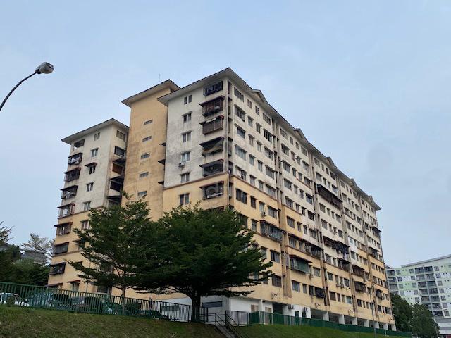 Pangsapuri Teratai L8 1