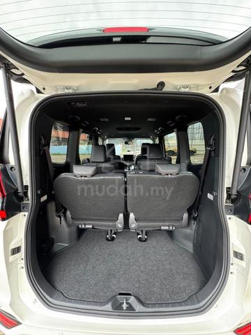 2023 Toyota NOAH 2.0 Z (A) - 4