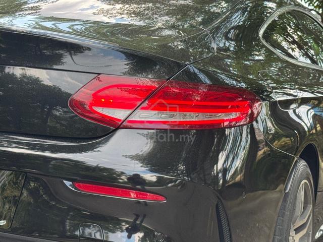 2018 Mercedes Benz C200 2.0 COUPE AMG LINE (CBU) - 5