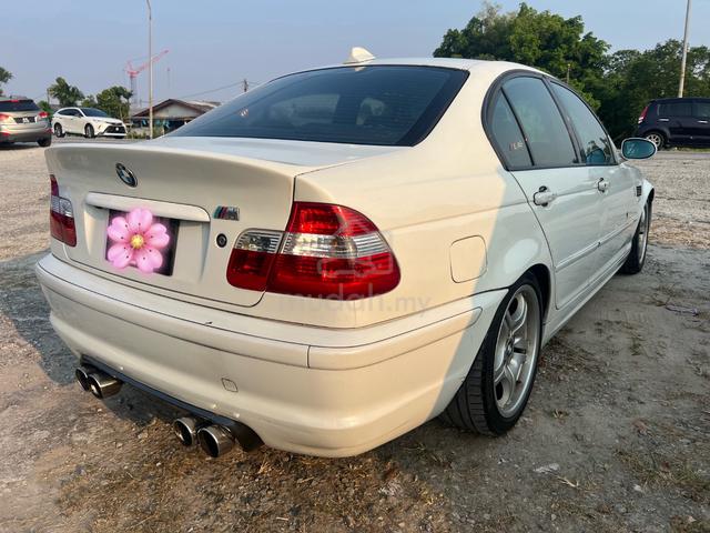 BMW E46 CSL 328i - 5