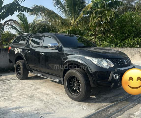 2015 Mitsubishi TRITON 2.5 VGT A/T (A) - 1