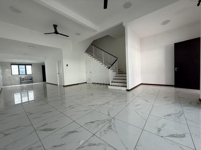 【Brand New & Never Occupied】Bukit Banyan - Double Storey Terrace House 1