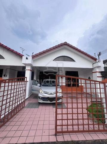 TAMAN MOLEK, Johor Jaya 1