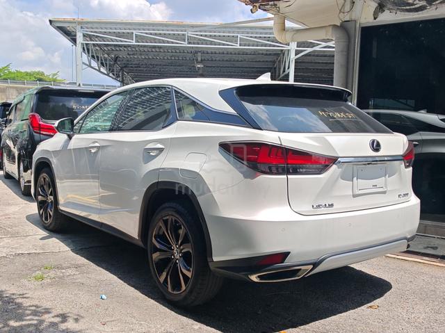 Luxury 2021 Lexus RX300 2.0L Version L - 3