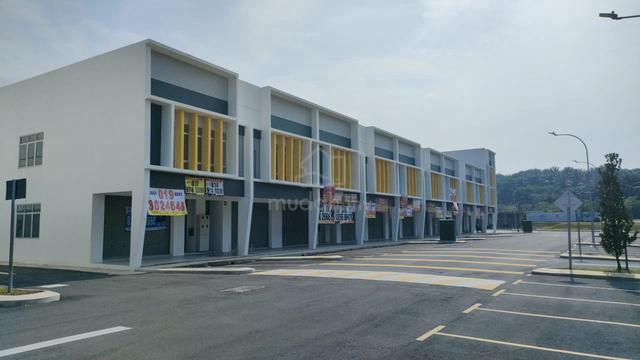 Main Road New Bandar Tasik Puteri BTP 5 Rawang Shop Kedai Ground Floor 1
