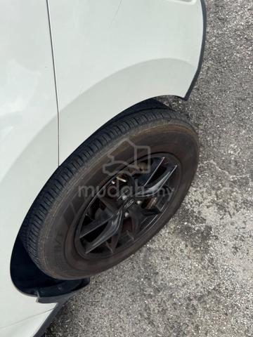 2011 HYUNDAU TUCSON 2.0 (A) SUV tip top condition - 4