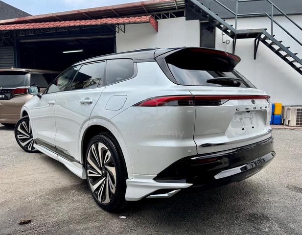 2025 Toyota CROWN 2.5 ESTATE RS PHEV MODELISTA 5A - 2