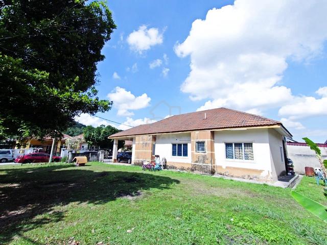 MURAH CORNER LOT Taman Bukit Coral Semi-D Single Storey Sikamat 1
