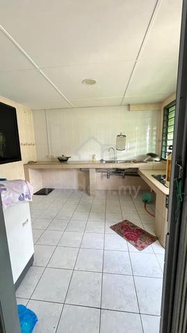 2 Tingkat Tengah, Tmn Fairyland, Batu 12 Kch Serian 1