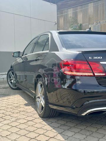2016 Mercedes Benz E300 BLUETEC HYBRID (CKD) 2.1 - 4