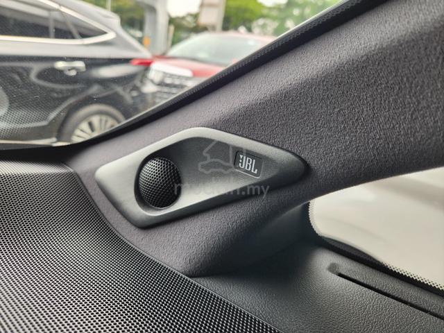 2025 Toyota Alphard Z Gold JBL Full Spec Side Step - 4