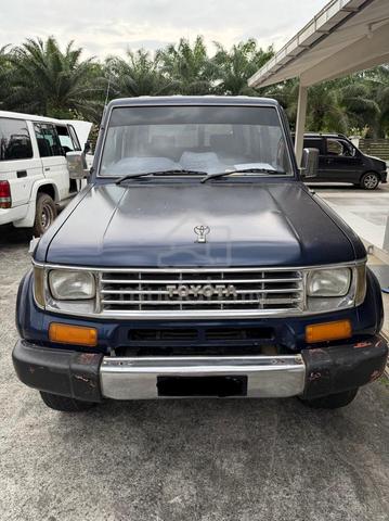 1995 Toyota LANDCRUISER 2.8 II (LJ79RV) (M) - 1