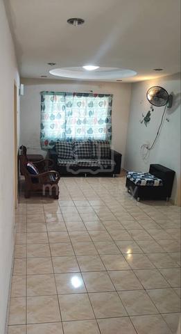 Permai Lake View Apartment 1
