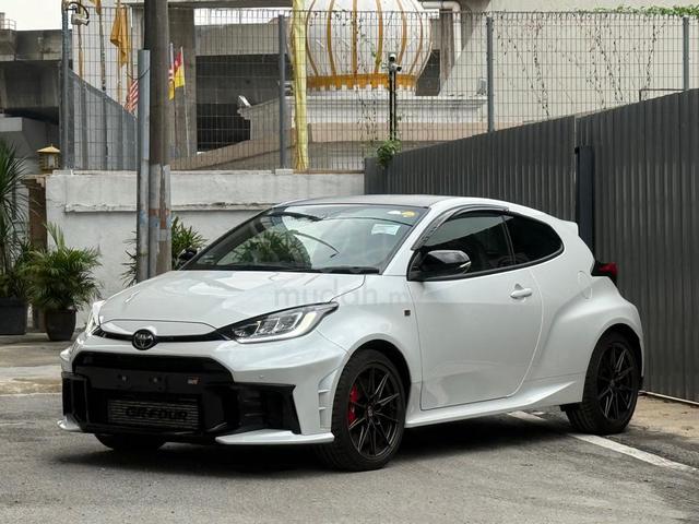Auto 2024 Toyota GR YARIS 1.6 RZ HIGH PERFORMANCE - 1