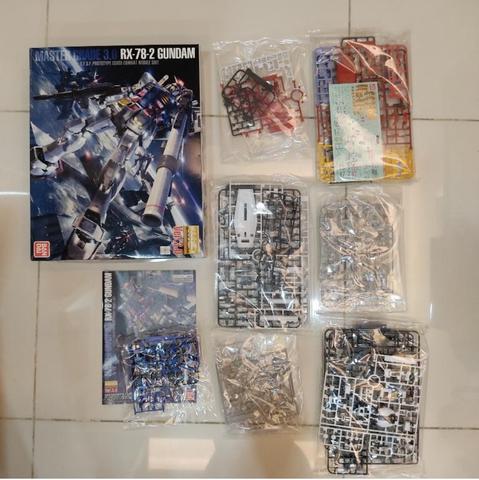 MG GUNDAM RX-78-2 VER 3.0(include delivery) - photo 2 of 2