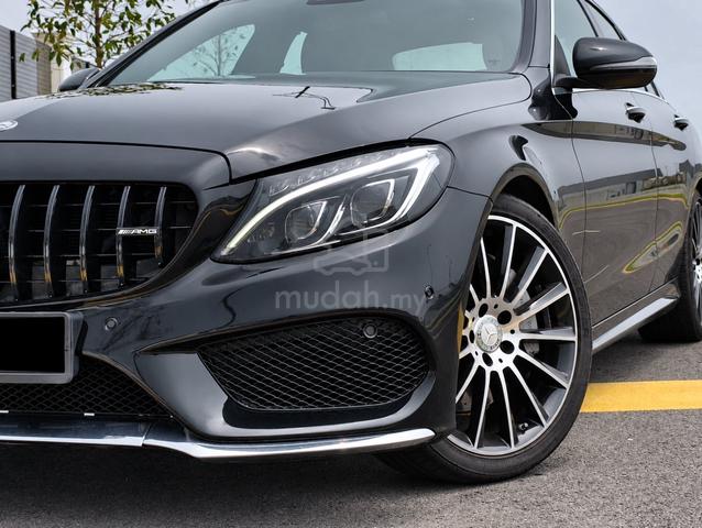 2016 Mercedes Benz C300 AMG Line 2.0 Sunroof F/Lo - 5