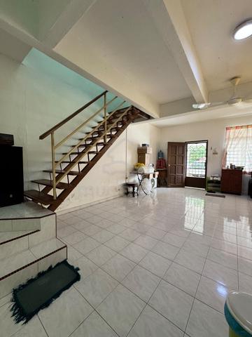 Taman Dato Tamby Chik Karim | Double-Storey Terrace House For Sale 1
