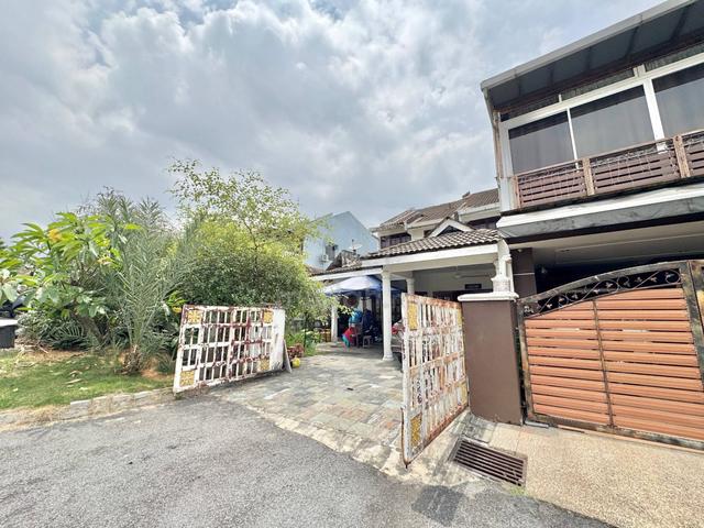 Subang Jaya SS 19 Well Maintained Double Storey Link End Lot for Sale 1