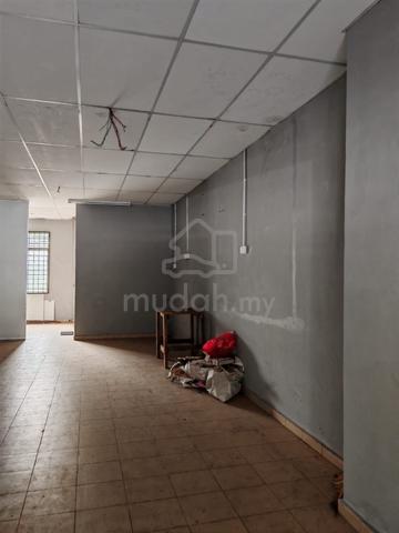 Taman bunga kemaju tasek gelugor double storey shop 1