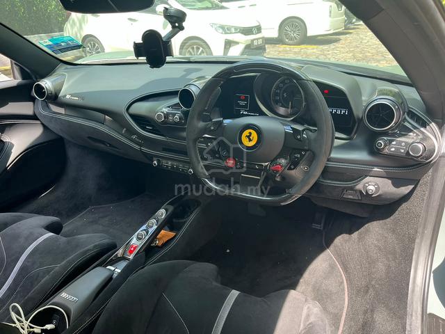 2020 Ferrari F8 3.9 TRIBUTO Huge Spec Direct owner - 4