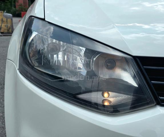2015 Volkswagen POLO 1.6 TSI 1.2 GTI F/BKIT S/RIM - 4
