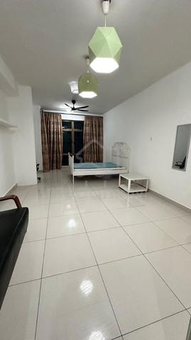 Parc Regency 1