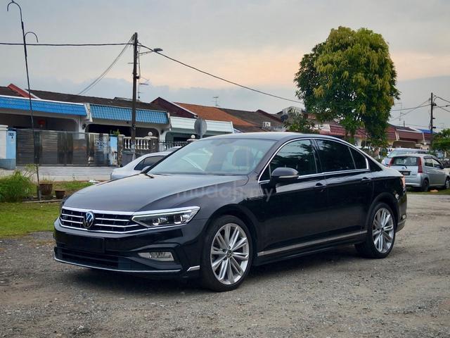 2022 Volkswagen PASSAT 2.0 R-LINE (A) - 1