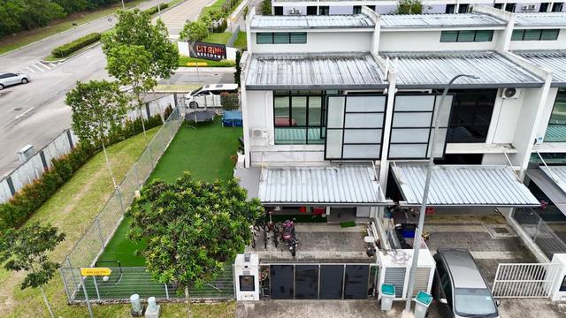 (Nego Price) Corner Lot Citrine Residenz Bandar Seri Alam, Masai 1