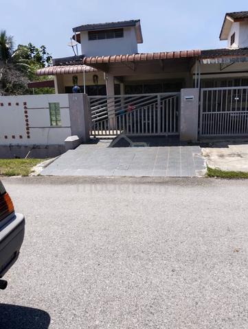Room to Rent at Gunung Rapat House 1