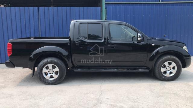 2010 Nissan NAVARA 2.5 CALIBRE (loan kedai) - 4