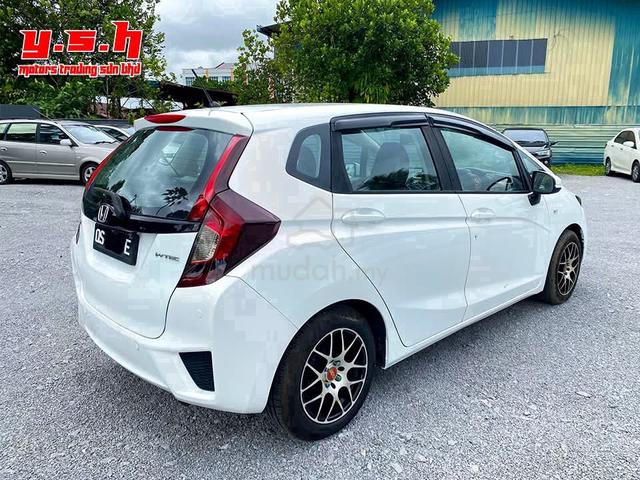 2015 Honda JAZZ 1.5 S (A) - 4