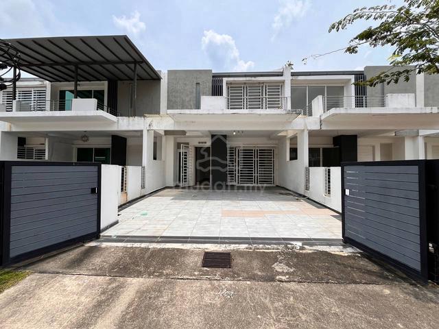 TERMURAH | 2 Storey Terrace Country Villa Resort, Bemban, Melaka 1