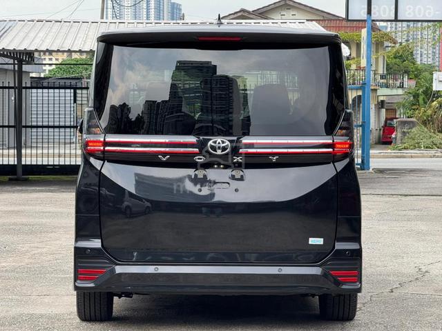 2024 Toyota VOXY 2.0 S-Z (A) - 5