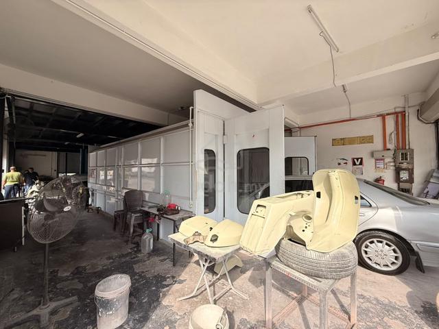 TAMAN INDUSTRI BOLTON BATU CAVES CORNER LOT 30x80 FOR RENT 1