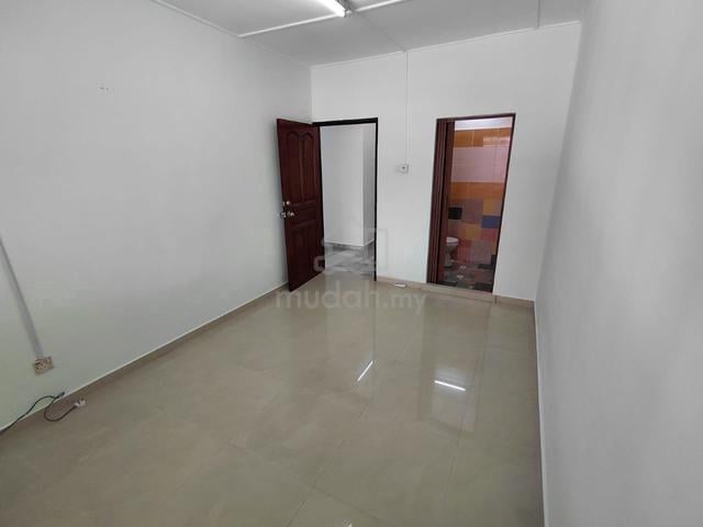 Taman Hiew Piow Taman Utama Semenyih One Storey House 1