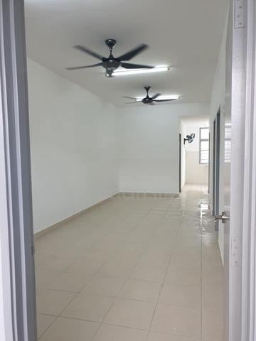 Townhouse Groundfloor Adda Heights Low Deposit Near Aeon & Highway 1
