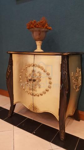 Carousel Image