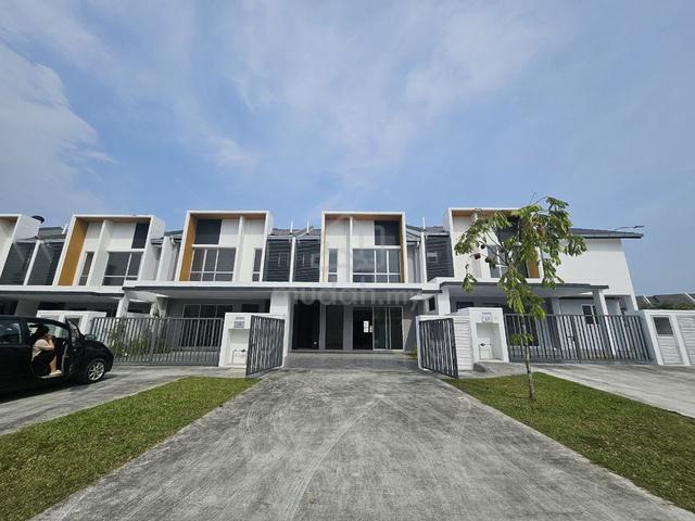 24x65 Double Storey Verna Serene Heights Bangi Semenyih 1