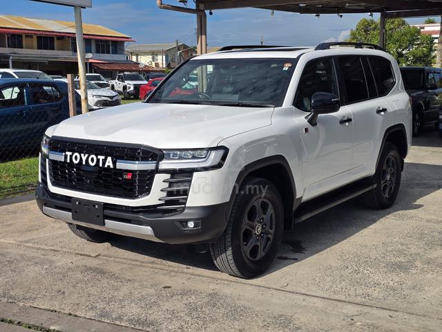 2023 Toyota Land Cruiser 300 GR-Sport 3.5 Petrol - 2
