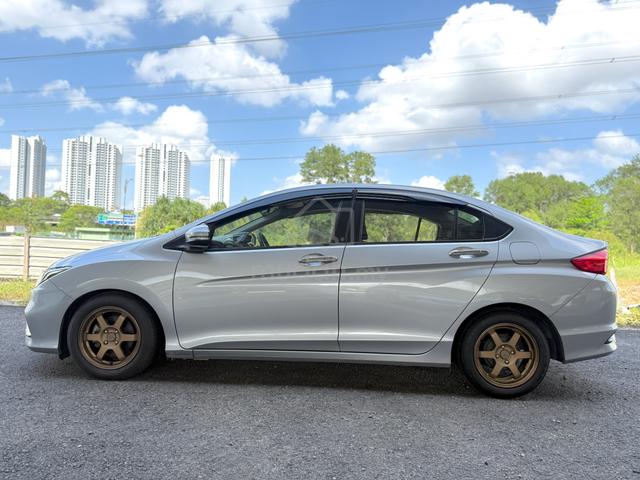 2017 Honda CITY 1.5 E FACELIFT (A) - 5