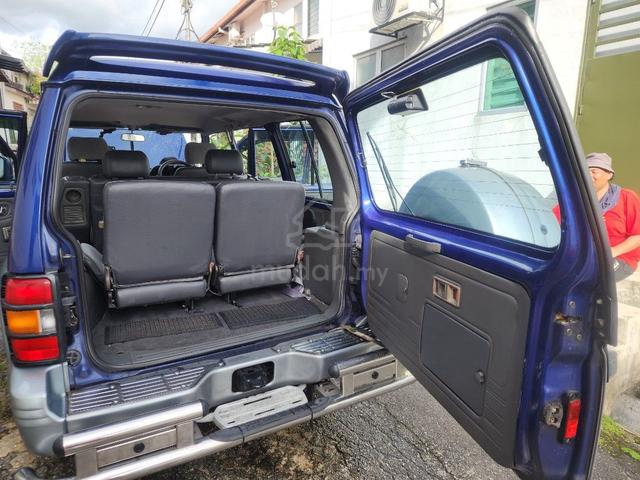 2003 Mitsubishi PAJERO 2.4 T V31V (M) - 4