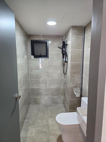 Premium room for rent in Sentul 4
