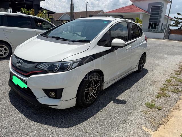 2015 Honda JAZZ 1.5 S (A) - 3