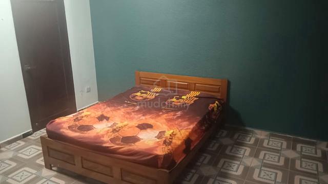 Room for Rent - Taman Bukit Indah (Ideal for Singapore Worker) 1