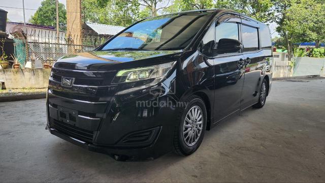 2021 Toyota NOAH 2.0 X 7 SEATER - 2
