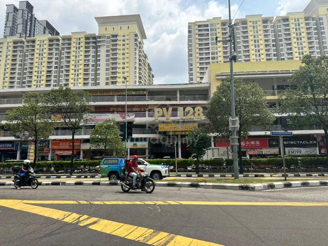 Setapak jalan genting klang Pv 128 3 storey facing main road 1