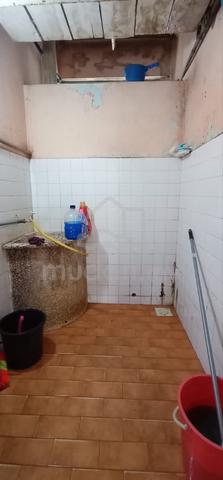 Flat Taman Bukit Angkasa 5